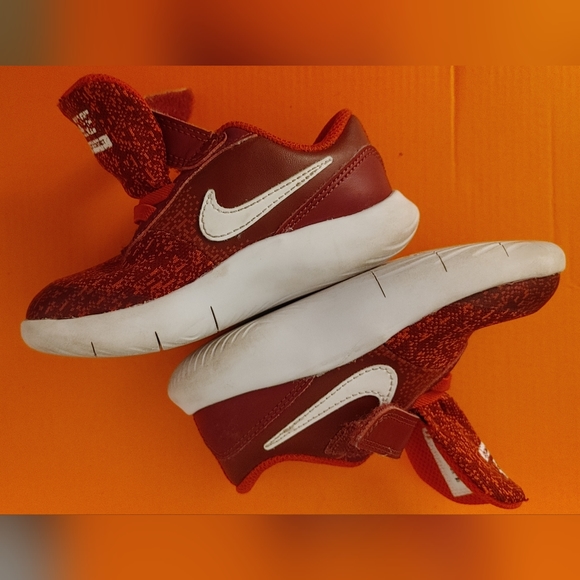 💢VGUC BOYS NIKE RUNNERS - Picture 3 of 15